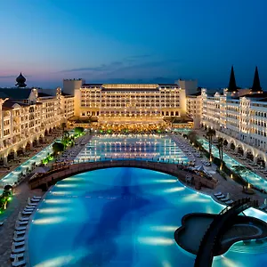 Θέρετρο Titanic Mardan Palace Αττάλεια