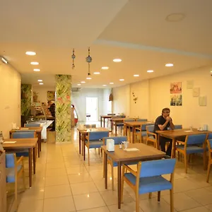 Ξενοδοχείο με διαμερίσματα Yesilyurt, Σμύρνη